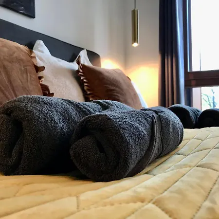 Bookowska Dal Cuore Апартаменты *